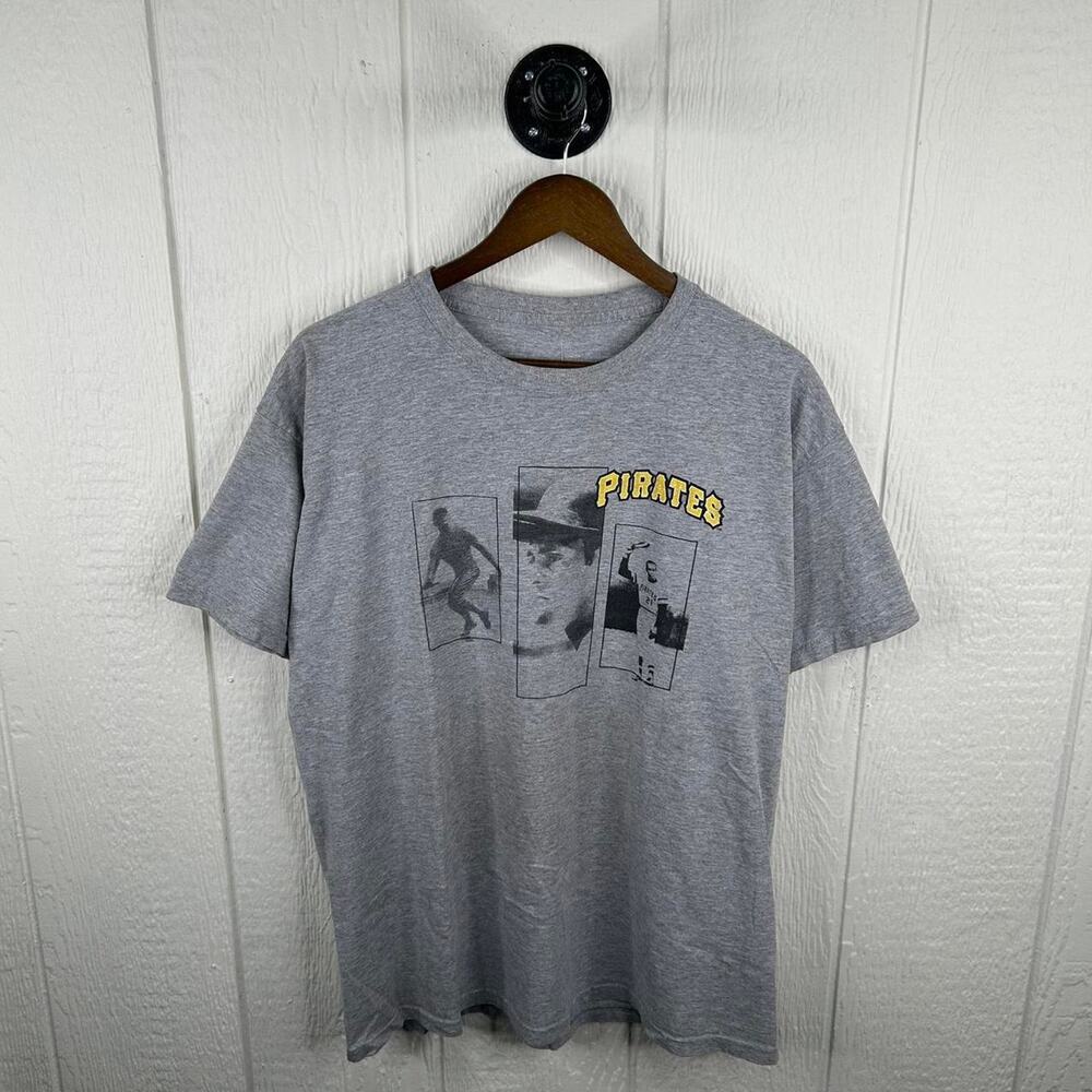 Y2K Pittsburgh Pirates Baseball Graphic Tee Size Large